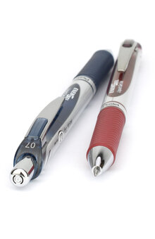 Gelpenna PENTEL EnerGel BL77 0,7 blåsv.