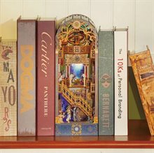 Book Nook: Spacetime Museum